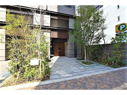 エントランス　マンションメインエントランス