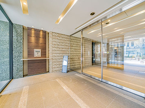 エントランス TVモニター付きオートロックかつ、、非接触型キ