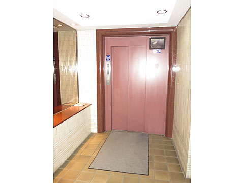 その他共用部　1階エレベータ前