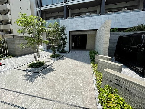 エントランス　エントランス外観