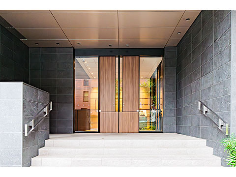 エントランス メインエントランス