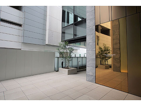 エントランス スカイデッキ出入口