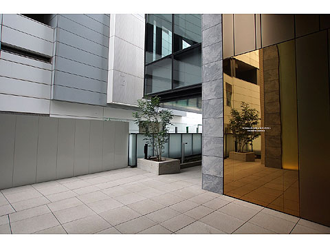 エントランス スカイデッキ出入口2