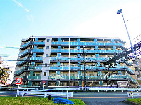 現地外観写真 3