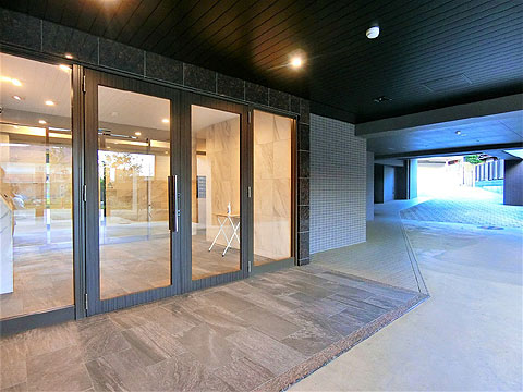 エントランス 13