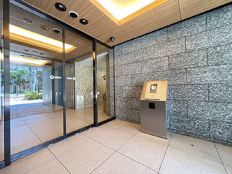 エントランス エントランス