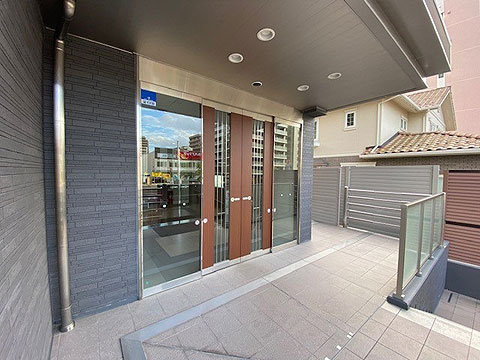 エントランス エントランス