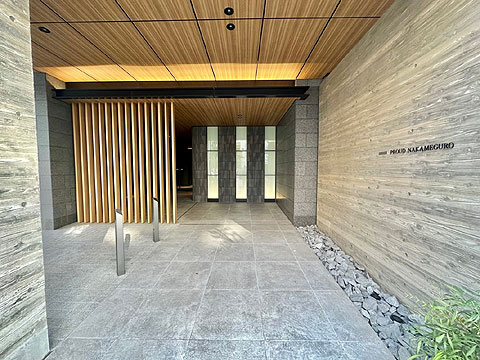 エントランス　エントランス外観