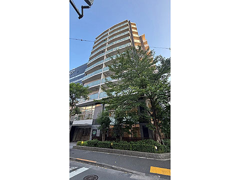 現地外観写真 北西側から見た外観2