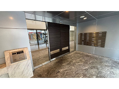 エントランス 風除室2