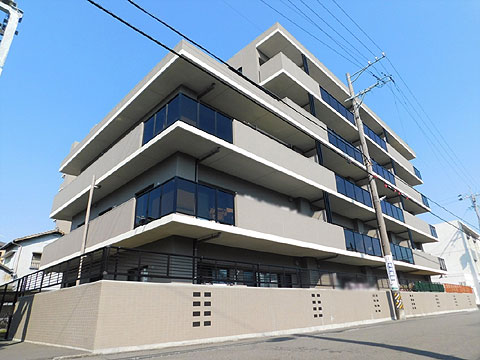 現地外観写真　マンション外観