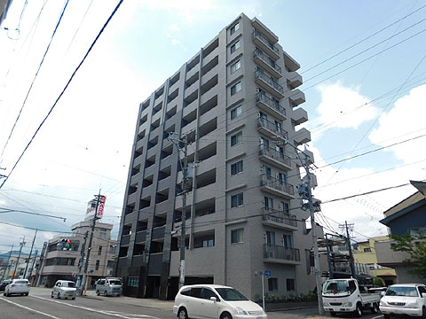 現地外観写真 建物外観