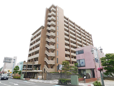 現地外観写真　建物外観