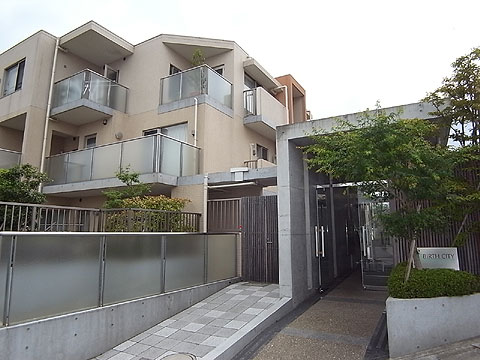 エントランス エントランス前