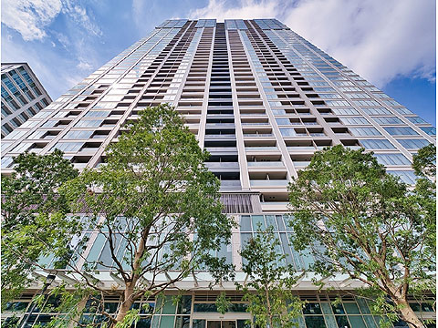 現地外観写真 11,000平米超えの敷地