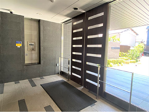 エントランス エントランス