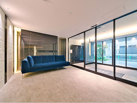 ロビー シンプルながらも気品のあるロビー