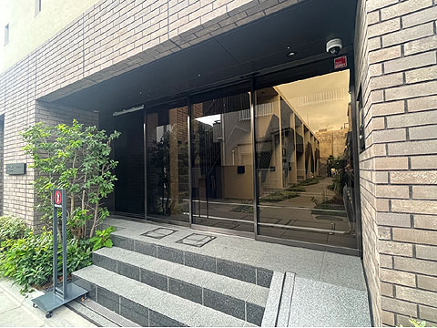 エントランス　IMG_8475