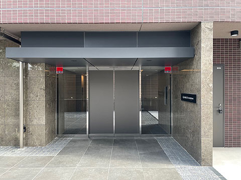 現地外観写真 エントランス外観