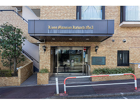 エントランス 20251212-130518-9823-00