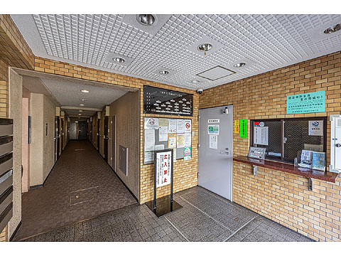 ロビー 20251212-130552-9824-008