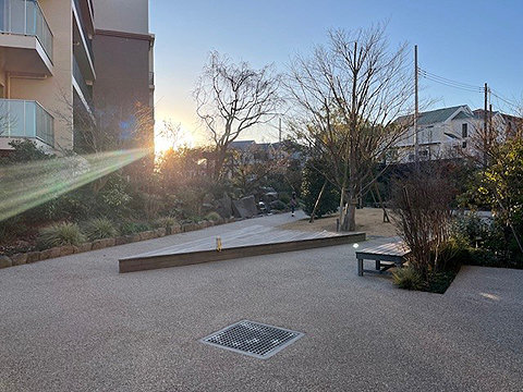 その他共用部　中庭