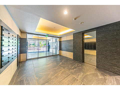 エントランス エントランス