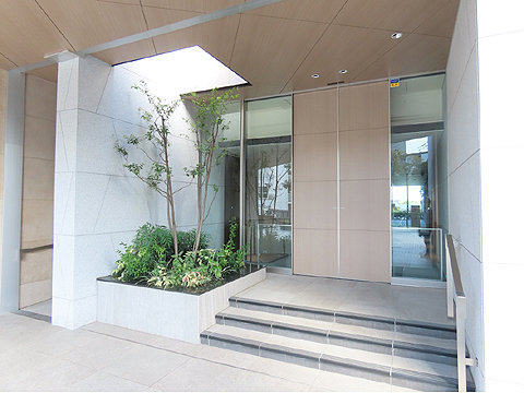 エントランス　エントランスアプローチ