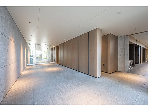 エントランス　エントランスホール