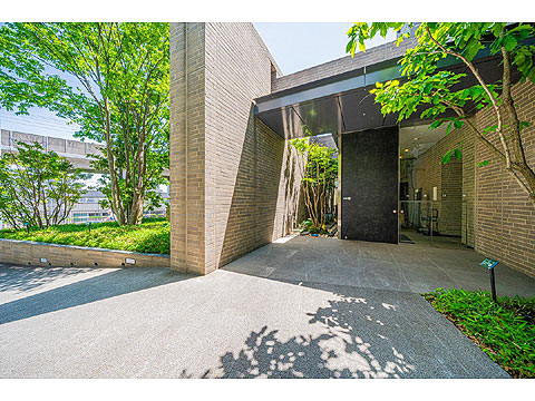 現地外観写真　バウス上中里４０５-05