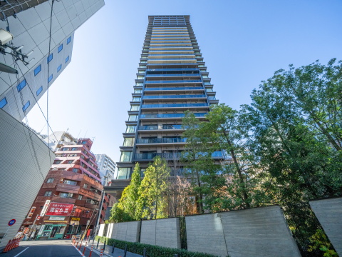 エントランス　2.エントランス