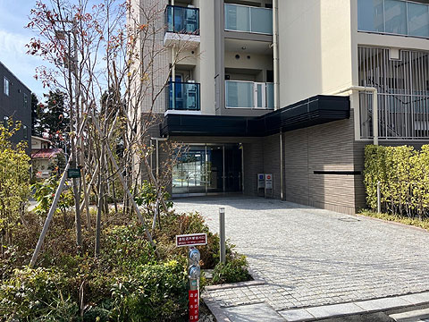 エントランス エントランス