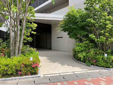 エントランス　エントランスアプローチ