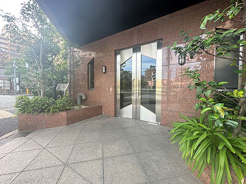 エントランス　エントランス