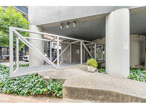 エントランス エントランス