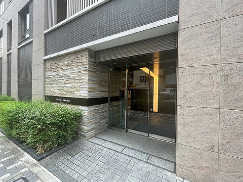 現地外観写真 エントランス外観