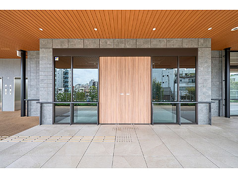 エントランス エントランス