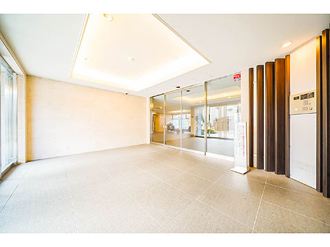 エントランス　エントランス