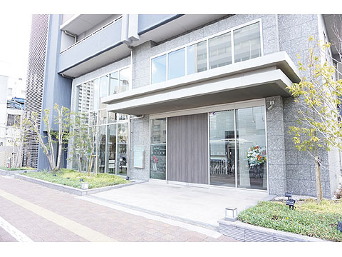 エントランス　エントランス入口