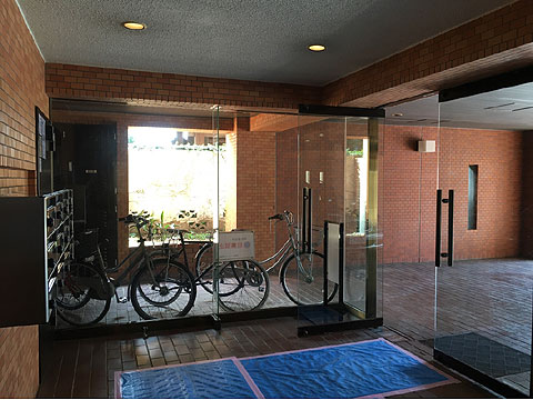 エントランス エントランス内観