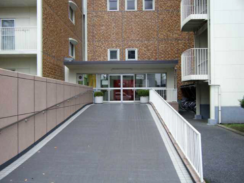 その他共用部 エントランス2