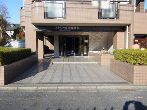 その他共用部　エントランス2