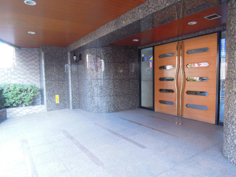 その他共用部 エントランス2
