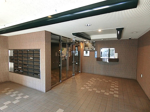 ロビー　ロビー。管理人さん週3日勤務（火曜日・木曜日・土曜日