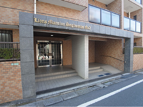 エントランス 現地エントランス写真