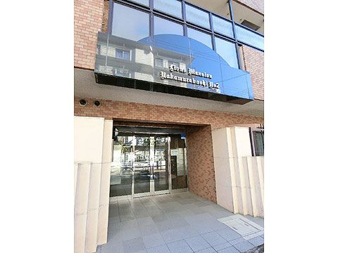 エントランス エントランス(防犯面も安心なオートロック付きで