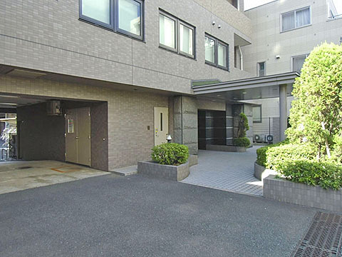 その他共用部　エントランス2