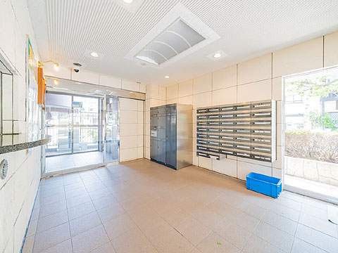 エントランス　エントランスホール