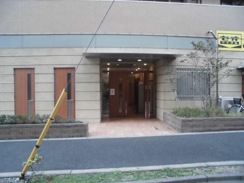 現地外観写真 エントランス外観3