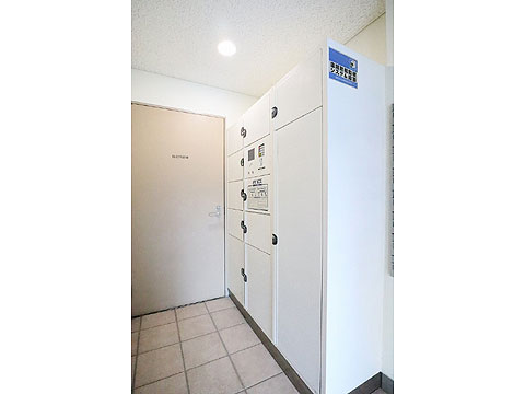 ロビー 宅配ボックス